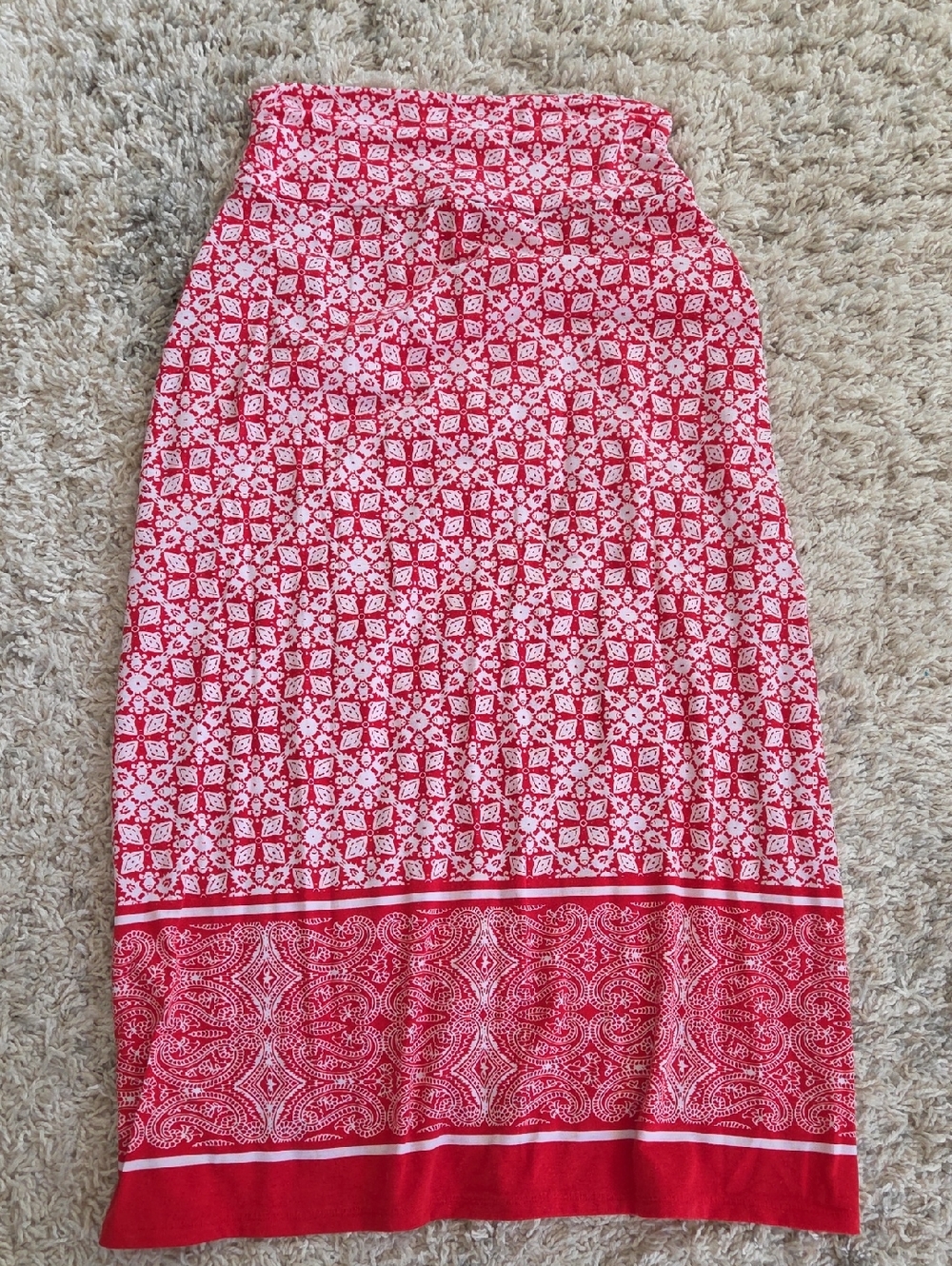 Faded Glory Red and White Printed Border Maxi Skirt
